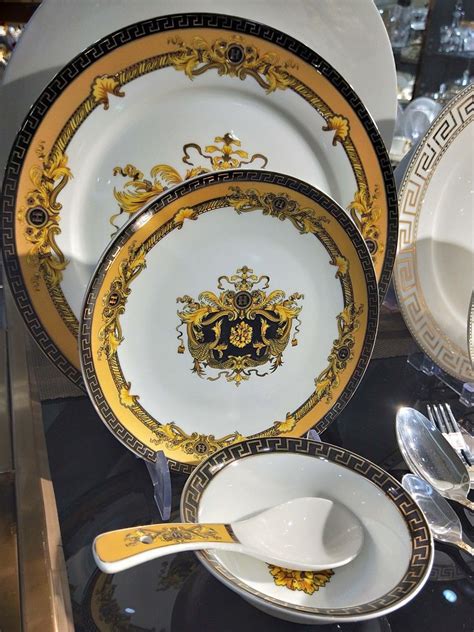 hermes dinner plate|very expensive dining set Hermes.